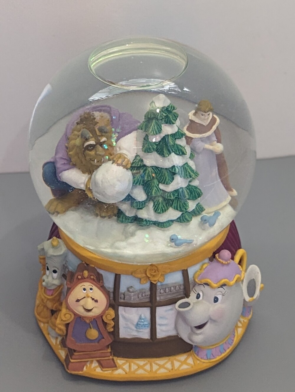 Disney Enesco Beauty And The Beast Musical Snow Globe Minuet No One Collectible
